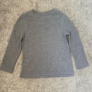 Old Navy toddler boys gray thermal long sleeve shirt, 2T​​​​